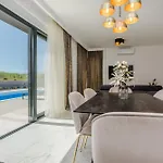 Anabel * Privlaka (Zadar)