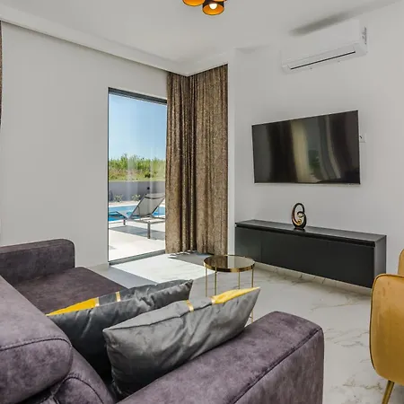 Anabel * Privlaka (Zadar)