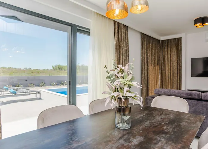 Anabel Villa