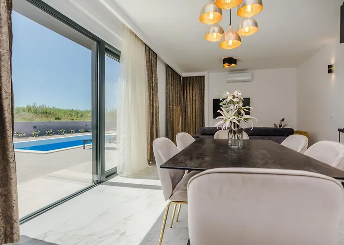 Anabel * Privlaka (Zadar)